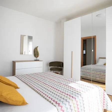Iseolakerental - Iris Apartment Solto Collina