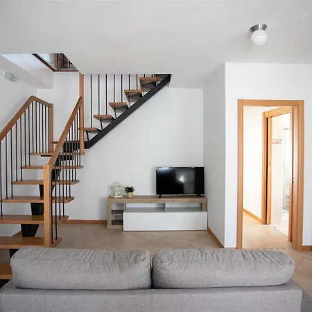 Apartment Iseolakerental - Iris *