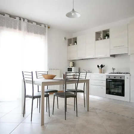 Iseolakerental - Iris Apartment