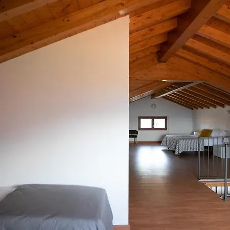 Iseolakerental - Iris * Solto Collina