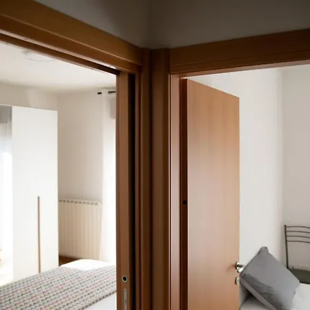 Apartment Iseolakerental - Iris Solto Collina